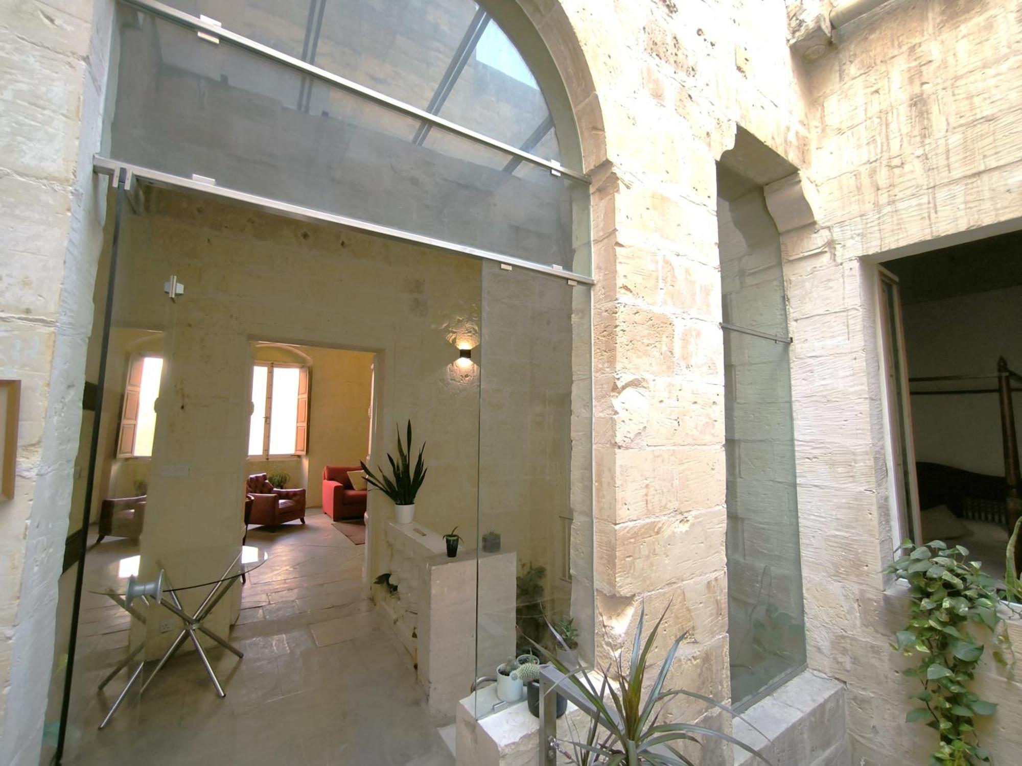 Stunning Valletta 3 Bedroom Town House מראה חיצוני תמונה